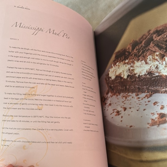 100 Best Delicious Chocolate Tempting Treats Recipes Book EUC - Picture 3 of 4